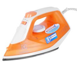 Bàn ủi hơi nước Electrolux ESI4007